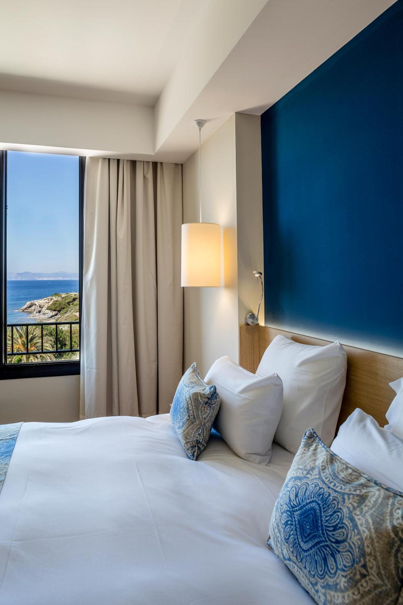Hotel Helios & Spa - Ile Des Embiez Six-Fours-les-Plages Eksteriør billede
