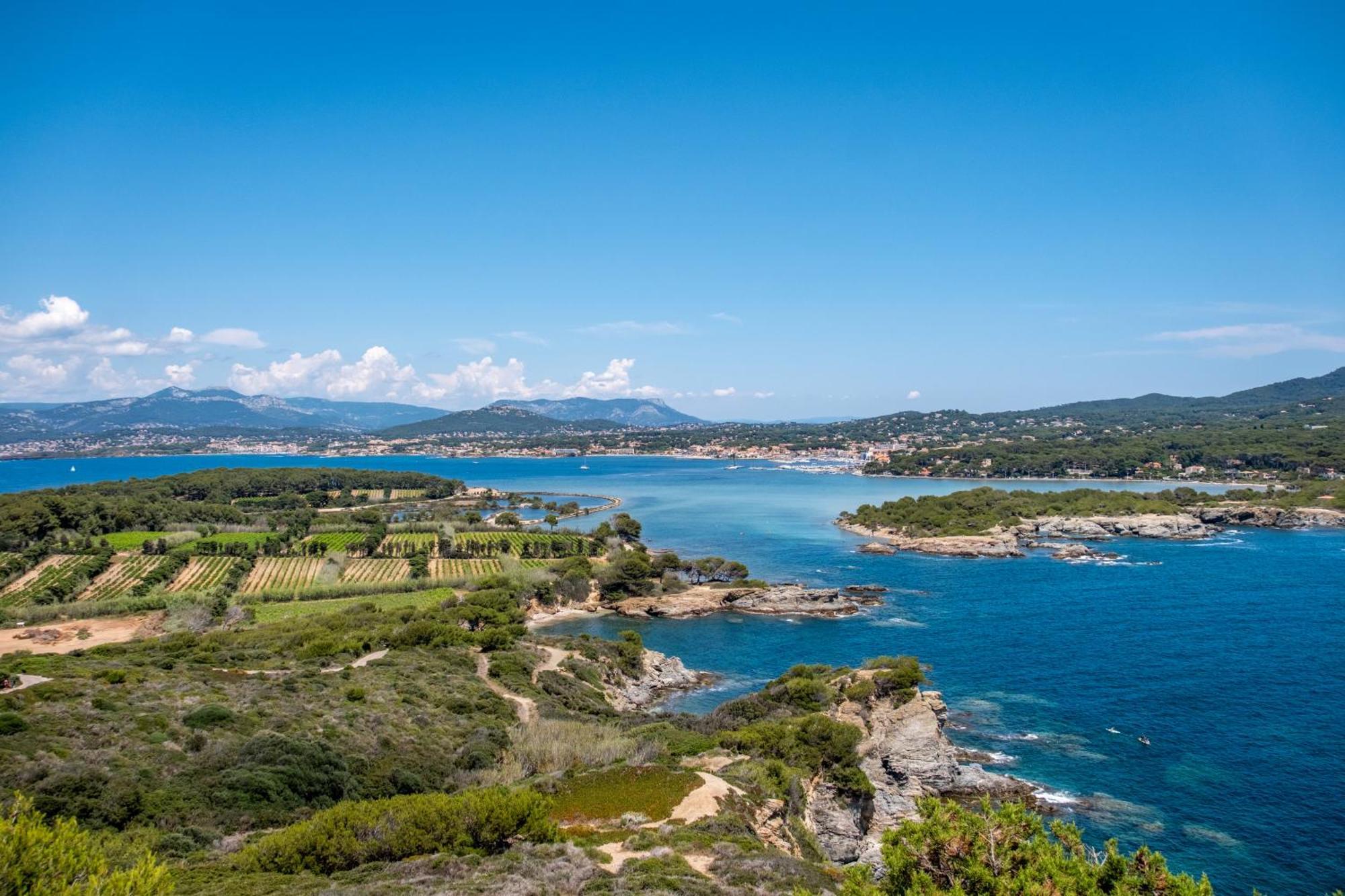 Hotel Helios & Spa - Ile Des Embiez Six-Fours-les-Plages Eksteriør billede