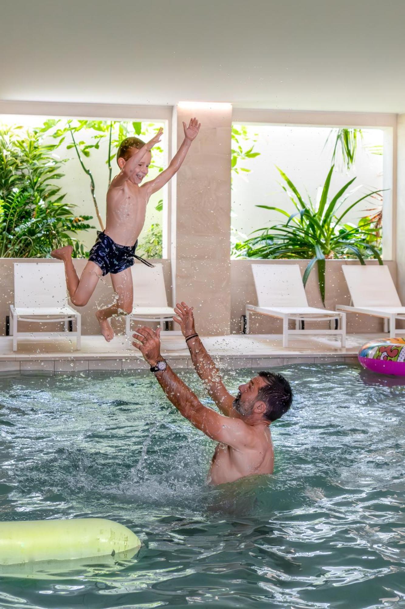 Hotel Helios & Spa - Ile Des Embiez Six-Fours-les-Plages Eksteriør billede