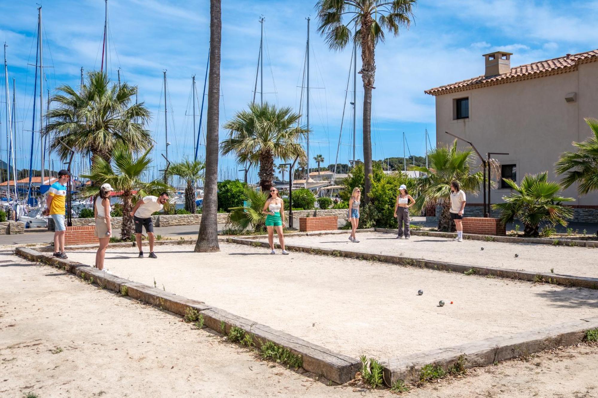 Hotel Helios & Spa - Ile Des Embiez Six-Fours-les-Plages Eksteriør billede