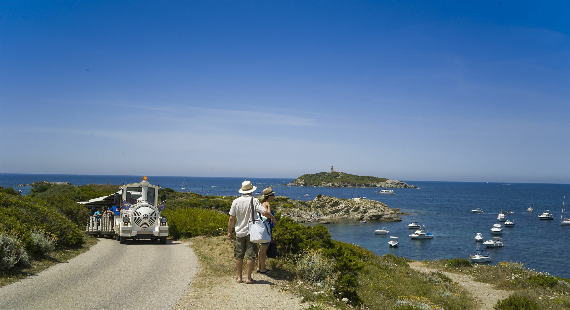 Hotel Helios & Spa - Ile Des Embiez Six-Fours-les-Plages Eksteriør billede